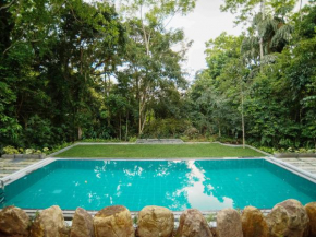 The Lush Unawatuna